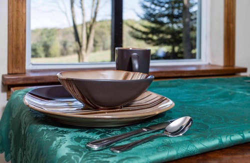 Lakeville Cottage | Heron Hill at Secluded Cabins