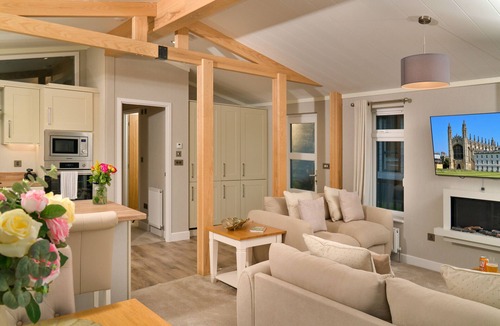 Cambridge Ski Chalet | Heron Luxury Lodge