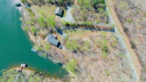 Huddleston House | Heron's Cove - Pet friendly, Private Dock!