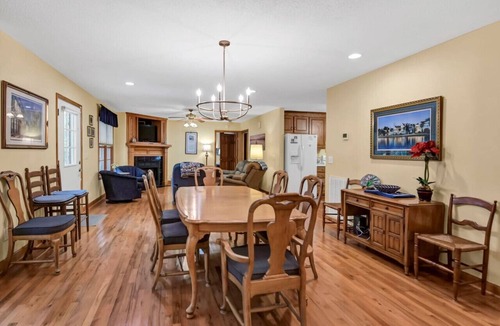 Leesville Apartment | Heron`s Flight | Sleeps 6 on Lake Murray
