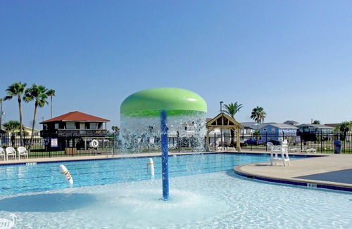 Jamaica Beach Cottage | Herons Nest by Ryson Vacation Rentals