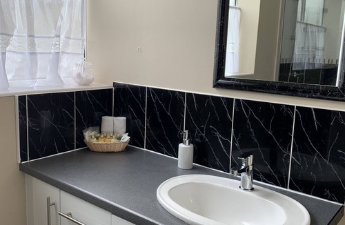 Lydd Apartment | Herons Park Suite