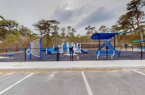 North Eastham House | Herring Brook