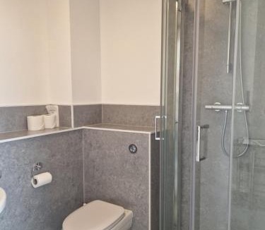 Hailsham Apartment | Herstmonceux Castle - Bader Hall