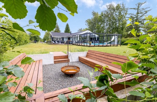 Hou House | "Herta" - 700m from the sea by Interhome