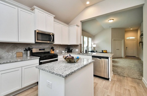 Klein House | Hestia: Newly Built 4-bedroom 2 bath with King in Spring, TX