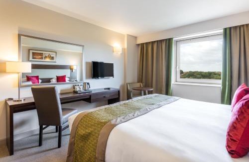 Heston Hotel | Heston Hyde Hotel