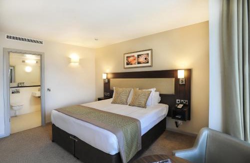 Heston Hotel | Heston Hyde Hotel