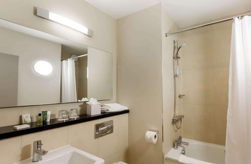 Heston Hotel | Heston Hyde Hotel