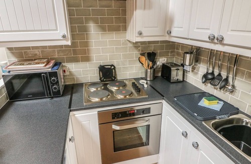 Worton Cottage | HEUGH BARN, with open fire in Muker