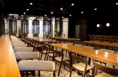 Corner Brook Hotel | Hew & Draw Hotel