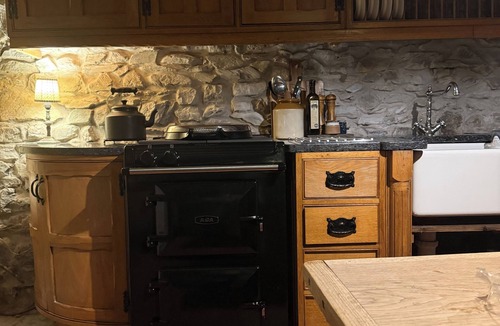 Llanberis House | Hey Barn with parking