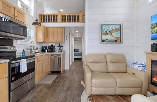 Fredericksburg House | Hey Good Lucken - Tiny home with Rooftop Deck