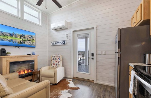 Fredericksburg House | Hey Good Lucken - Tiny home with Rooftop Deck