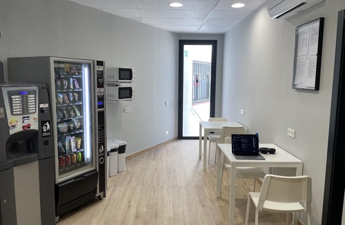 Cerdanyola del Valles House | Hey Rooms