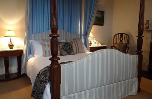 Lower Heyford Bed & Breakfast | Heyford House Bed & Breakfast