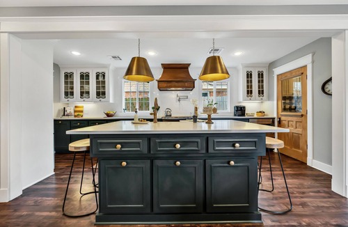 Waco House | HGTV's FIXER UPPER "The Plain Jane”