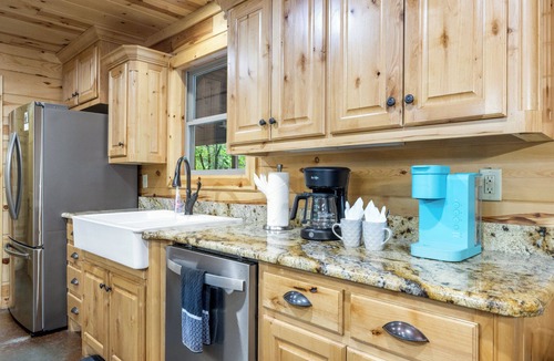 Hochatown Cabin | Hi Bear Nation Lodge in Hochatown/Broken Bow, OK