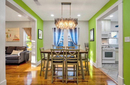 San Jacinto House | Hi there, how's it going?