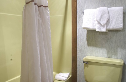Seaside Hotel | Hi-Tide Oceanfront Inn