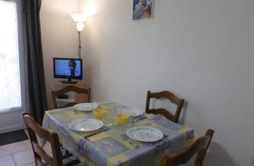 Saint-Hilaire-de-Riez Apartment | HI040-113 Appart 2 pièces- cabine 4 couchages SAINT HILAIRE DE RIEZ