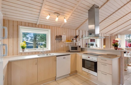 Nordost House | "Hialmar" - 300m from the sea by Interhome