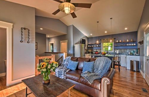 Hiawassee House | Hiawassee Home with Views Less Than 1 Mi to Lake Chatuge