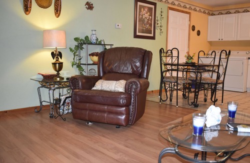 Hiawassee House | Hiawassee river cabin $ 85 per night ON THE BEAUTIFUL HIAWASSEE RIVER