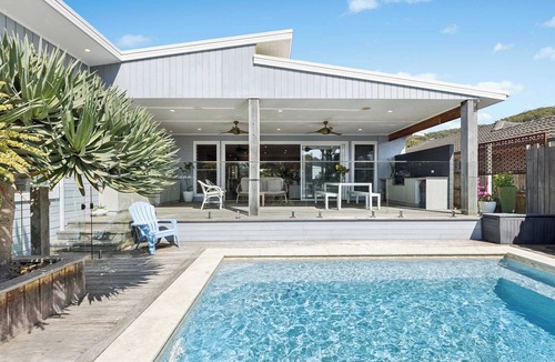 Wamberal House | Hibiscus by Coast Hosting