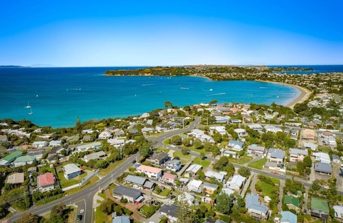 Stanmore Bay House | Hibiscus Coastal Retreat