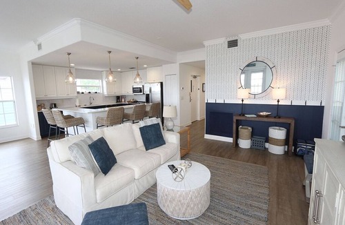 Bradenton Beach Condo | Hibiscus Condo on Bradenton Beach by RVA