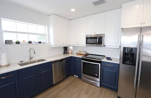 Bradenton Beach Condo | Hibiscus Condo on Bradenton Beach by RVA