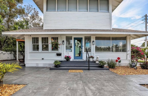 Fort Myers River District House | Hibiscus House Bed Breakfast Citrus Room