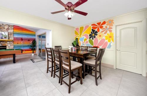 Largo House | Hibiscus16 Heated Pool, Near Beach, Farmer Markets, Tampa, Clearwater, Pinellas Park, Pickleball, Tennis