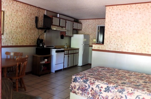 Royal Cabin | Hickory 21n