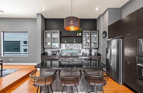 Washington Ave./ Memorial Park House | Hickory Haven - Arts District/Midtown Houston