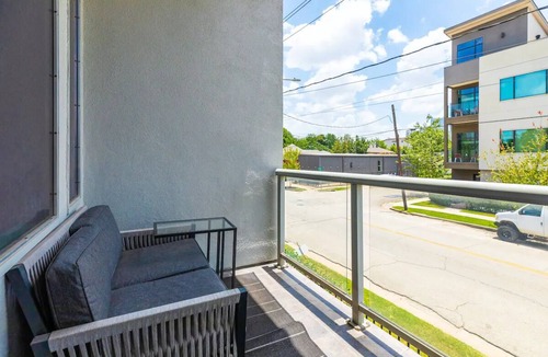 Washington Ave./ Memorial Park House | Hickory Haven - Arts District/Midtown Houston