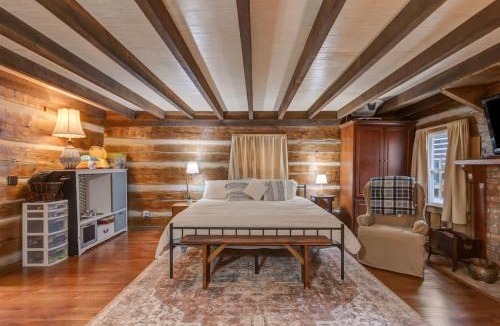 Cadiz House | Hickory Haven - Stunning Lake Views - Private Dock