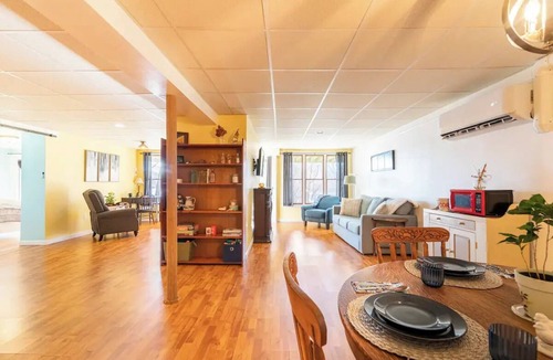 North Kingstown Apartment | Hickory Hideaway - Lakeside Oasis