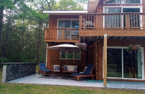Bolton Landing House | Hickory Hill Mountaintop charming family friendly quiet very private lake view