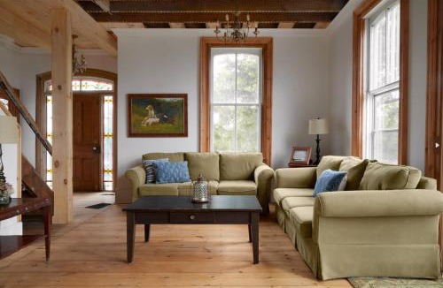 Milford House | Hicks Holme - Beach Front Victorian ST 2020-0420