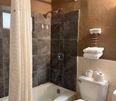 Hico Hotel | Hico Hills Inn