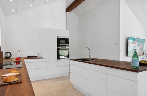 Ronde House | "Hidde" - 200m from the sea by Interhome