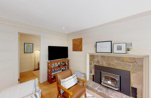 Forestville House | Hidden Acres Retreat