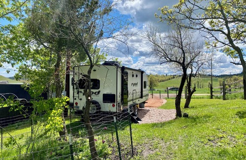 Crook County House | Hidden Acres - RV Rental