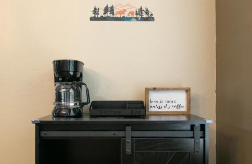 Gainesville House | Hidden Cabin - Adventure Awaits!