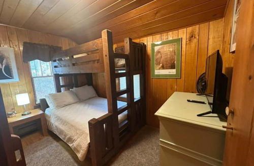 East Tawas House | Hidden Cabin Getaway