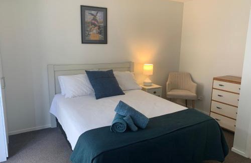 Auckland Central Business District Apartment | Hidden City House - short walk to everything