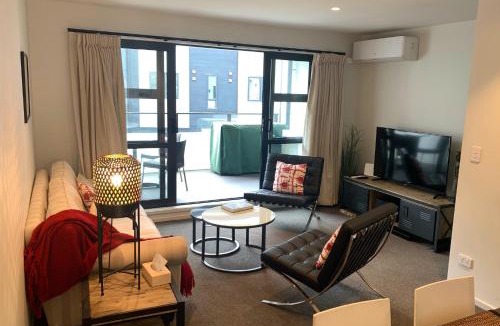 Auckland Central Business District Apartment | Hidden City House - short walk to everything