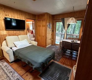 Aspers House | Hidden Countryside Gem with Fire Pit & Tranquil Setting in Aspers, Pennsylvania
